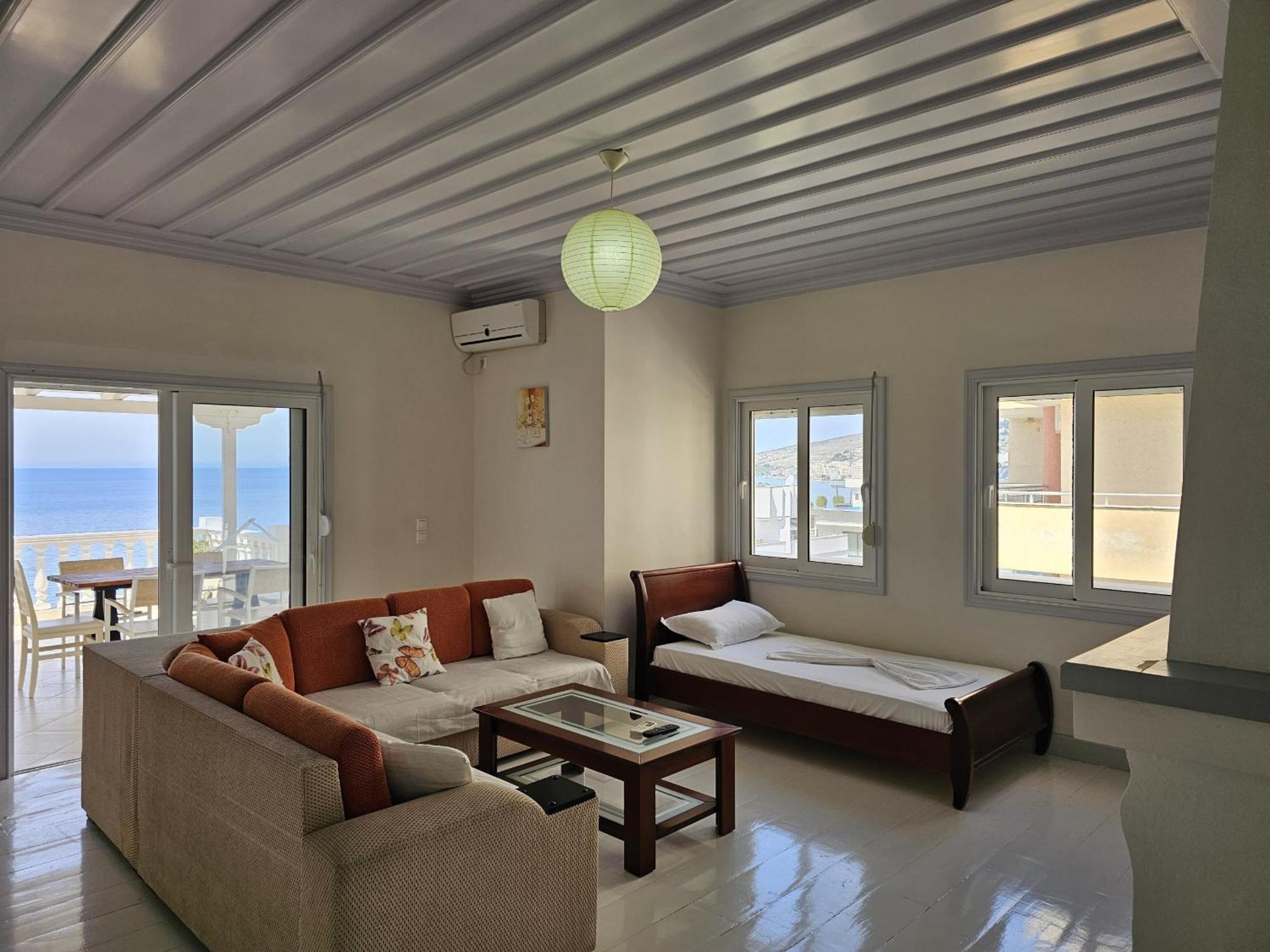 Eri Apartments ساراندا المظهر الخارجي الصورة