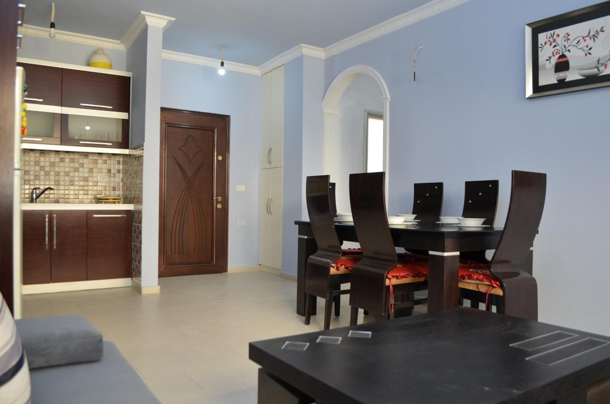 Eri Apartments ساراندا المظهر الخارجي الصورة