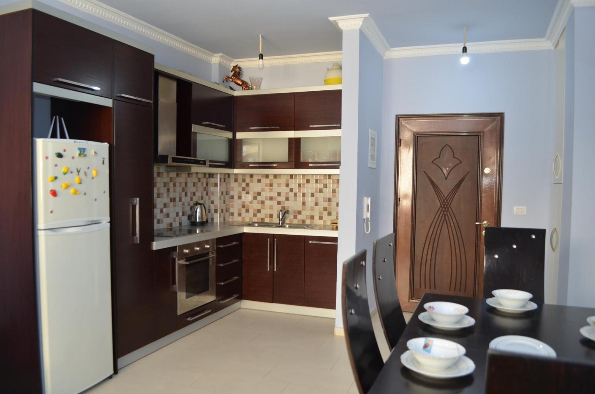 Eri Apartments ساراندا المظهر الخارجي الصورة