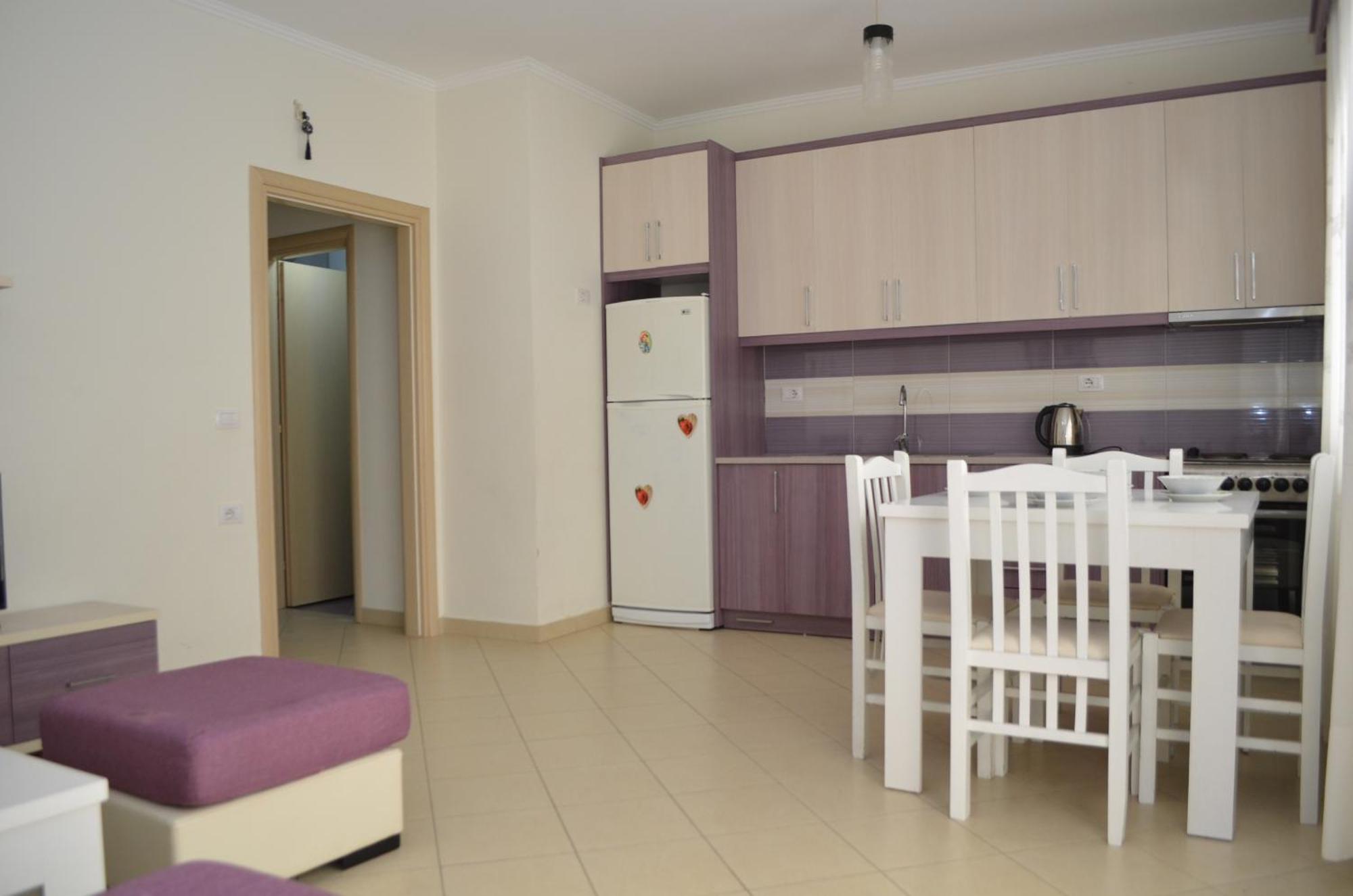 Eri Apartments ساراندا المظهر الخارجي الصورة